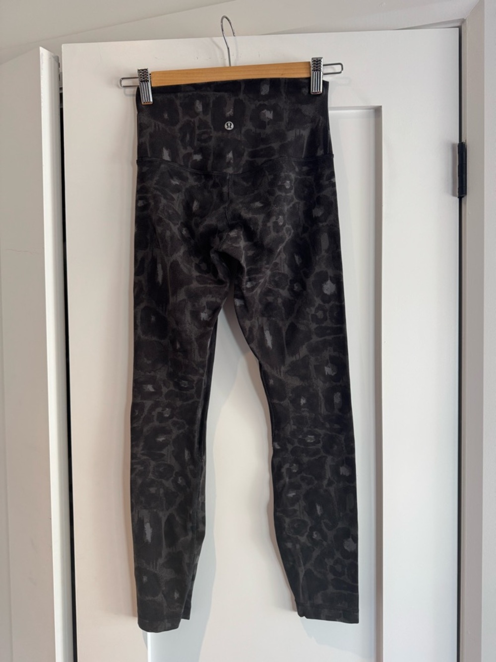 Lululemon High-Rise Align Animal Print Leggings - Black/Grey